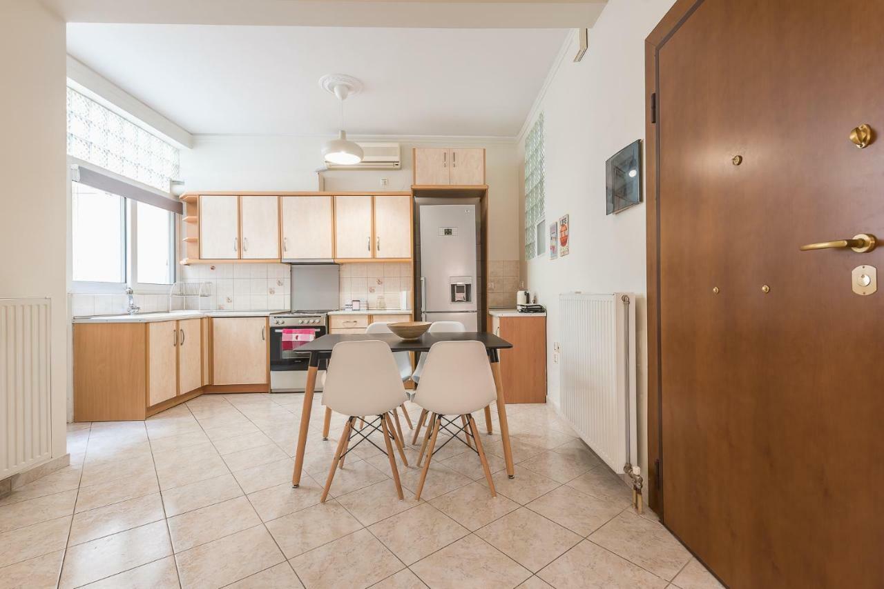 Just Under Acropolis Apartment Athena Bagian luar foto