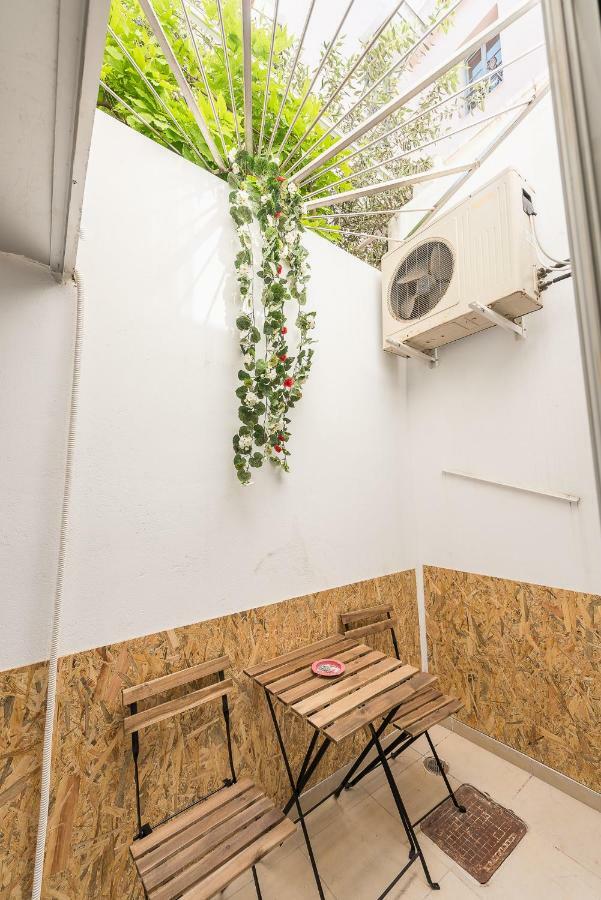 Just Under Acropolis Apartment Athena Bagian luar foto